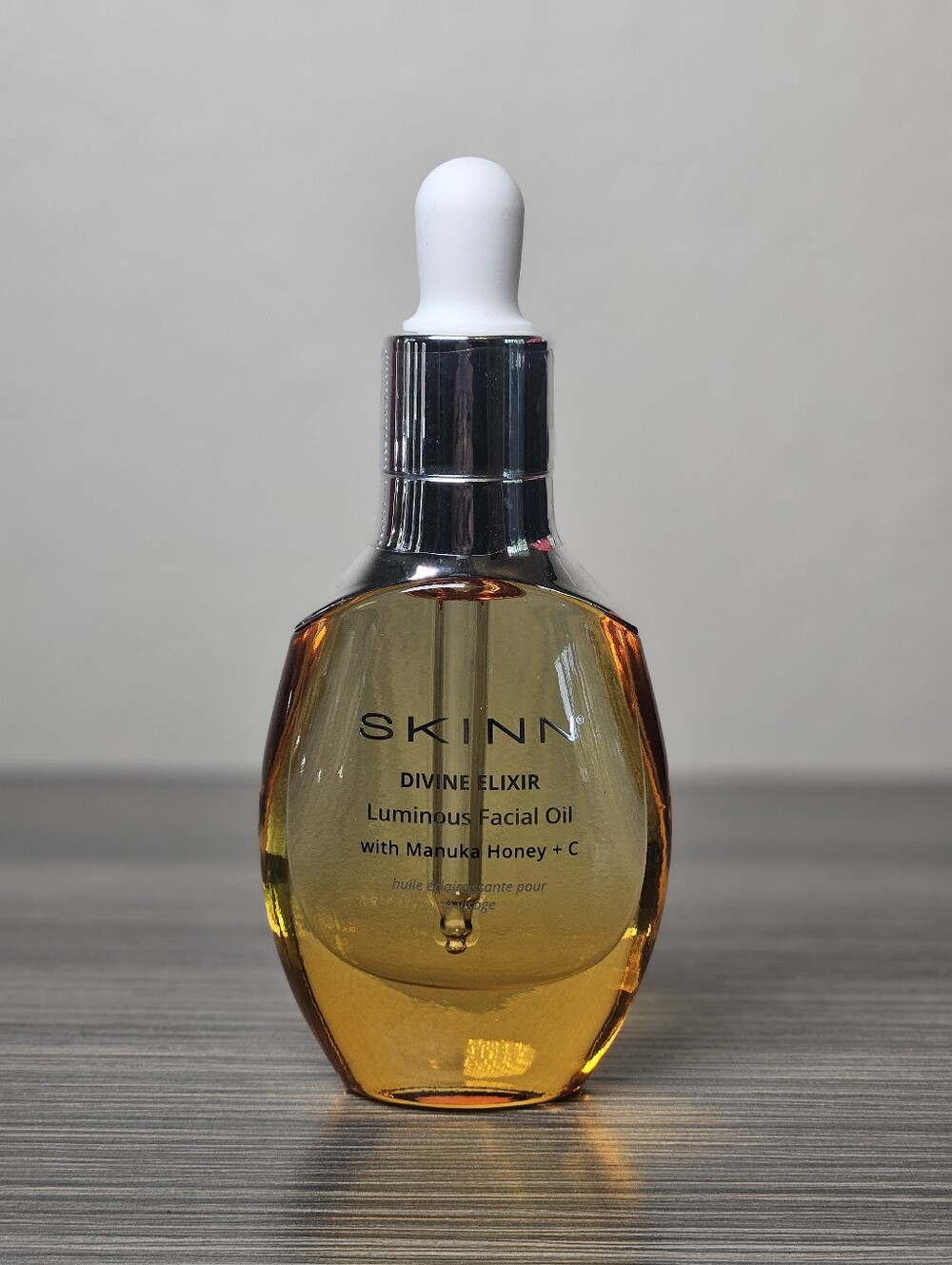 SKINN Divine Elixir Luminous Facial Oil with Manuka Honey & Vitamin C 1oz New